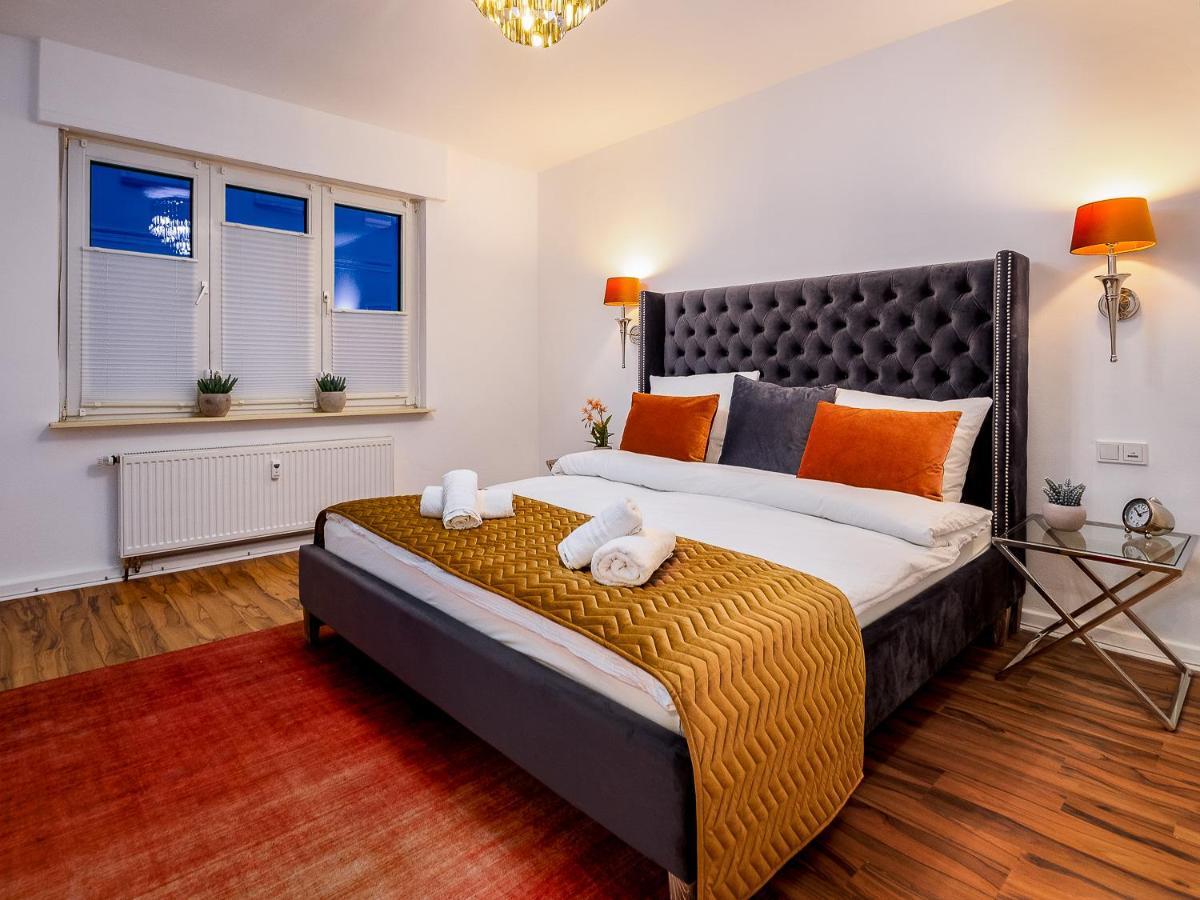 Gemuetliche & Individuelle Ferienwohnungen In Krefeld - Junik Apartments Exterior photo