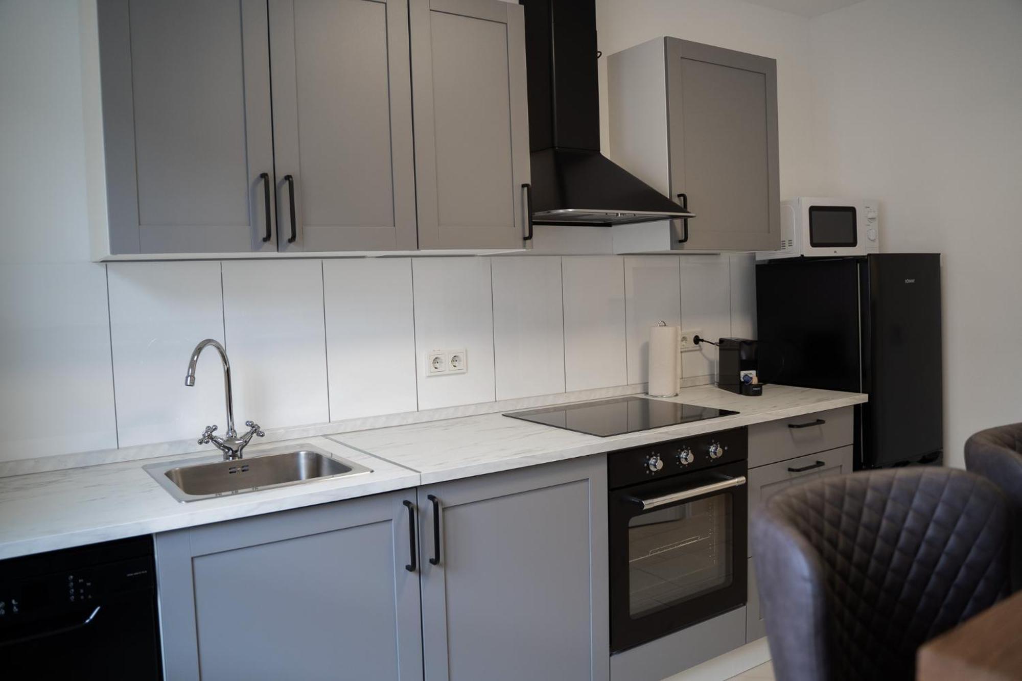 Gemuetliche & Individuelle Ferienwohnungen In Krefeld - Junik Apartments Exterior photo